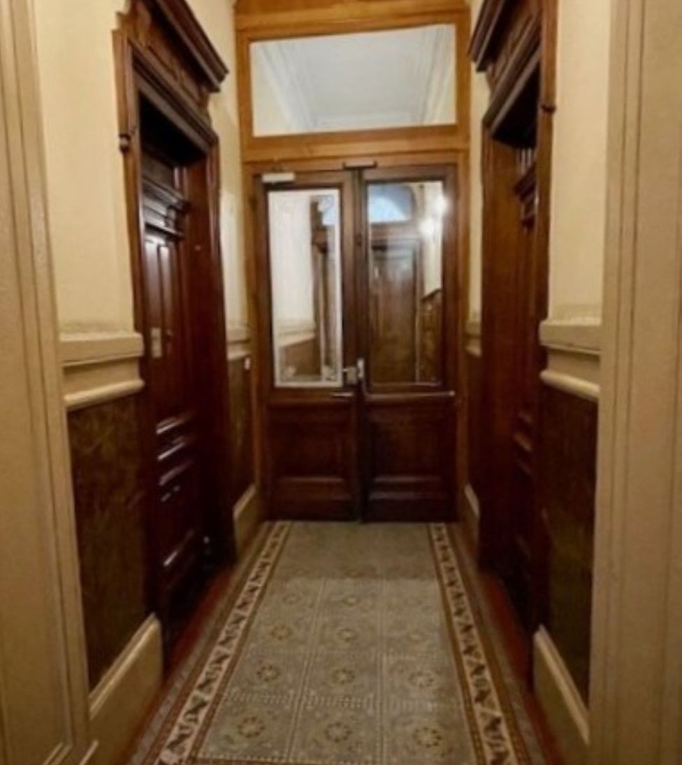 Hall d'entrée immeuble